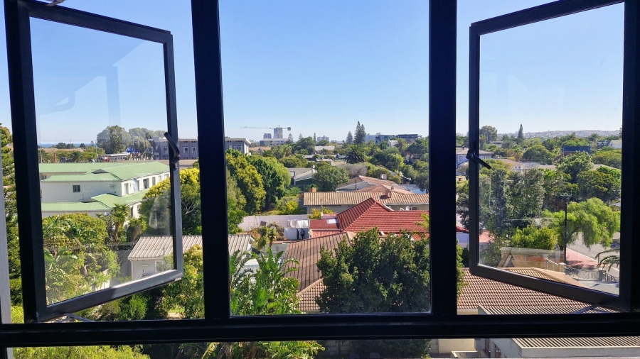 2 Bedroom Property for Sale in Table View Western Cape